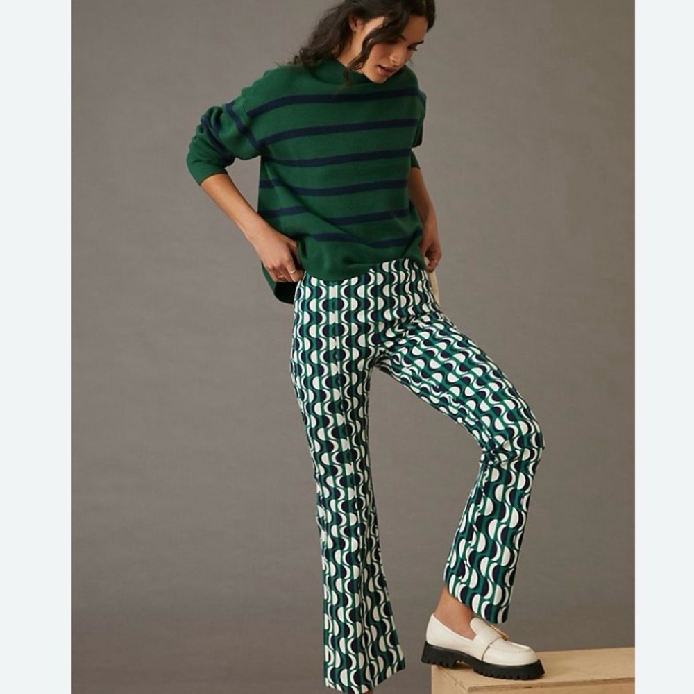 Maeve Anthropologie The Margot Cropped Kick Flare Pants in Green Floral Print